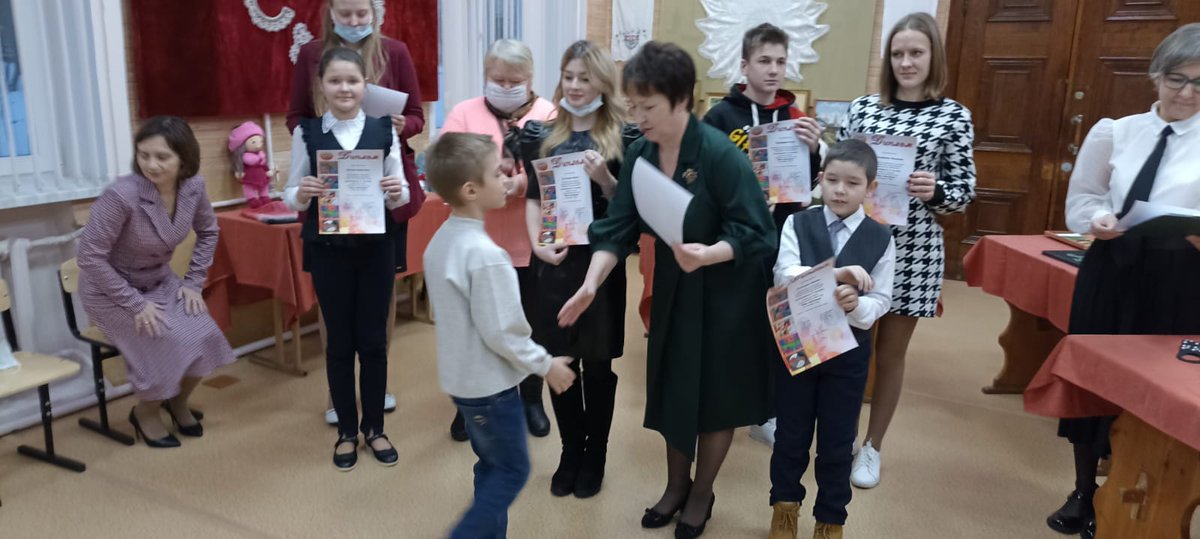 Награждение победителей районного конкурса художественного творчества "Мир мастеров"