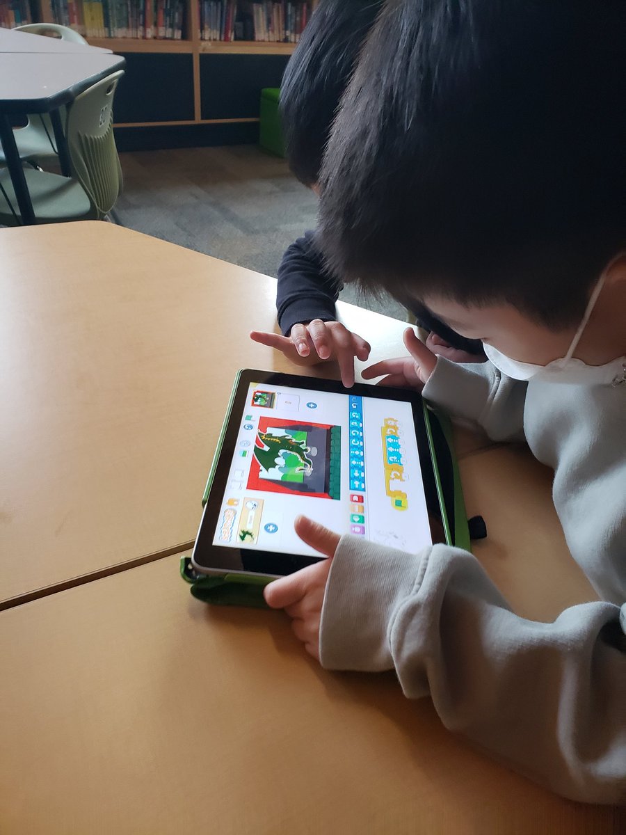 RBELibraryLC's tweet photo. It's Computer Science week and we are exploring coding with #ScratchJr. Last week was unplugged coding, next week is coding robots! Students of all ages can learn to code as long as learning begins with time to play and explore as they build understanding. #HourofCode2021 https://t.co/gXpw40QU9D