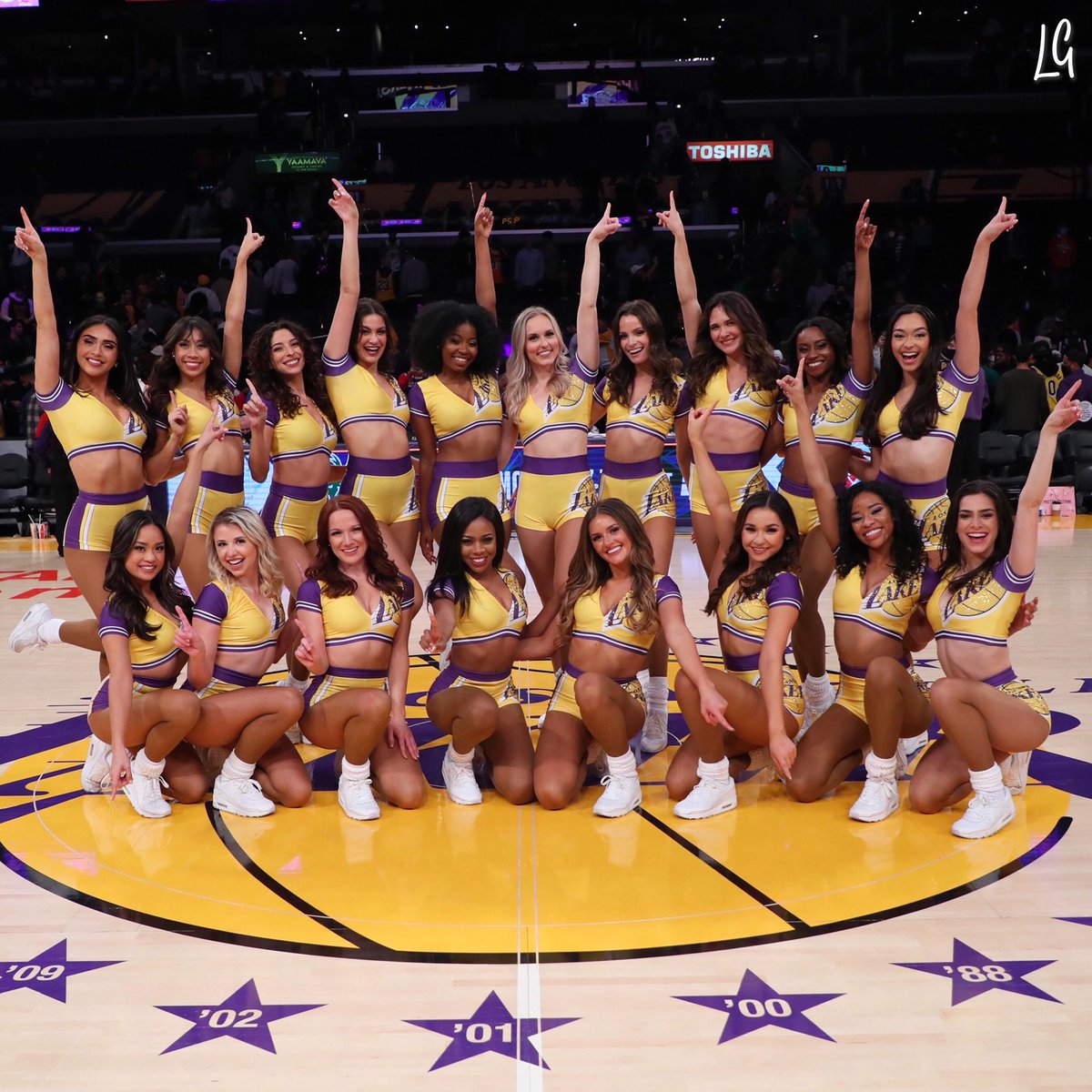 LakerGirls's tweet photo. Some wins feel different! https://t.co/oWSxBbSoyz