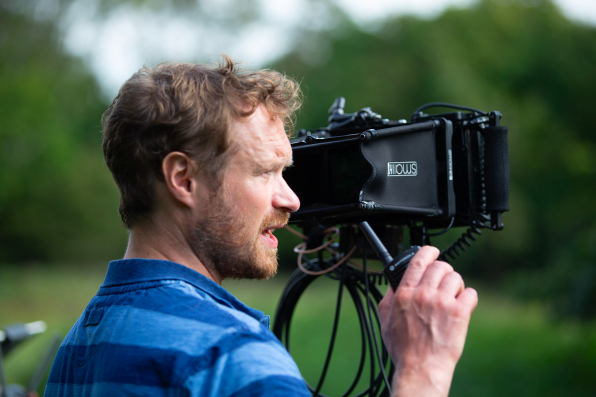 Aspect_FandV's tweet image. Our first throwback of the year!

Adam Behind the monitor during the production of his short film POACHERS  

vimeo.com/503409517  

#ProductionCompany #InHouseProductionTeam #PostCovidVideoMarketing #PoachersShortFilm #LifeInSet #BehindTheScenes