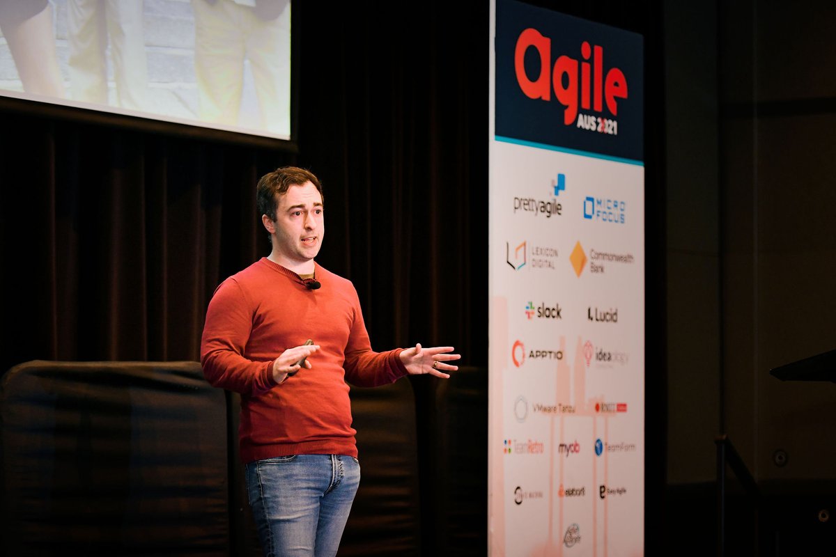 JackTimothyRust's tweet image. Me trying to explain the relationship between Artificial Neural Networks and Gossip Girl at #AgileAus yesterday.