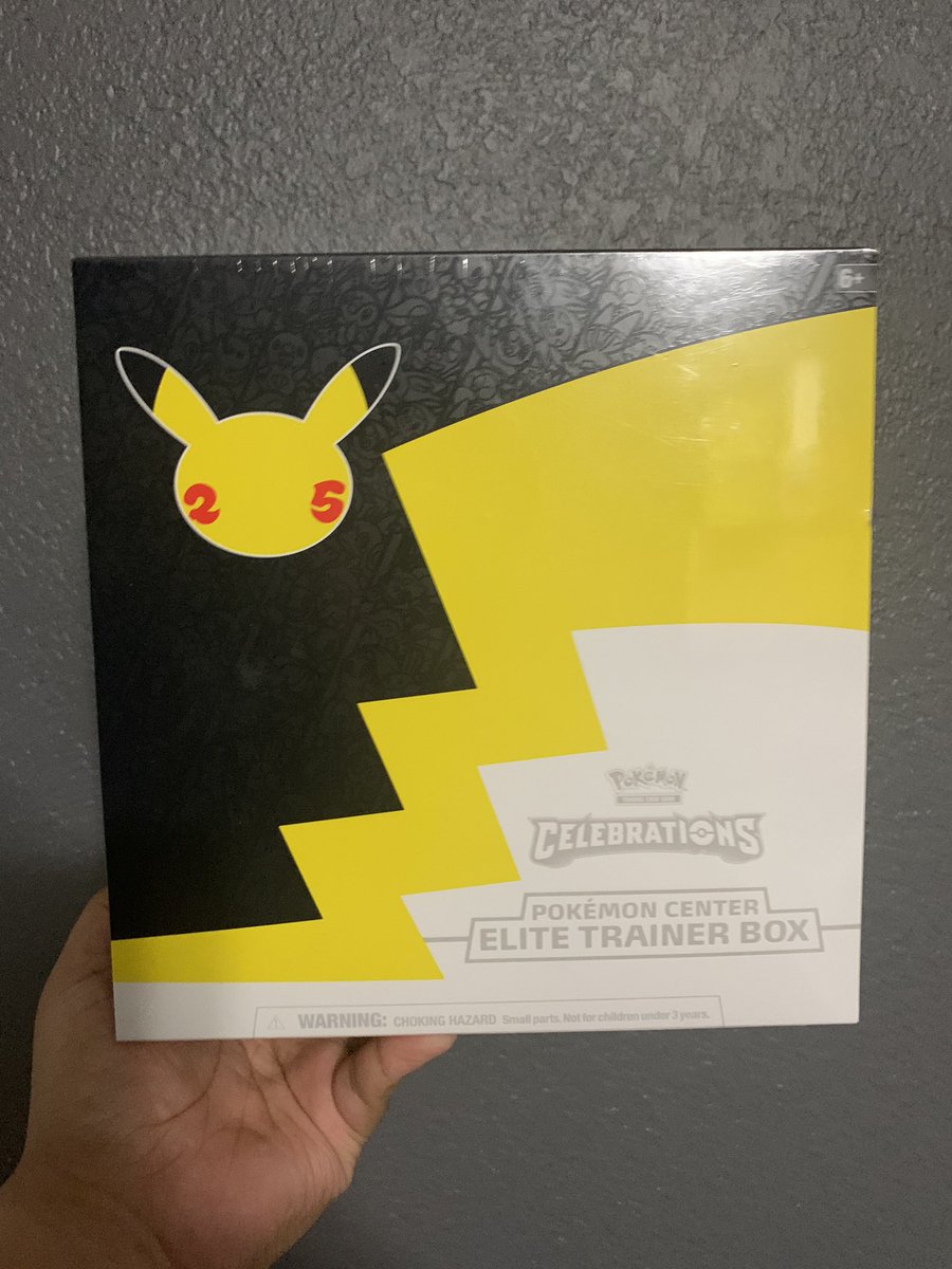 Haven’t been streaming much due to finals coming up. Miss the community so as an appreciation gift i’m going to give this away! We’ll announce winner on Friday! 

Instructions to enter: 
✅❤️ &amp; 🔁
✅ @ 3 friends 
✅ Follow me on twitch! 
Twitch.Tv/Javizgaming 

Good luck! 👀