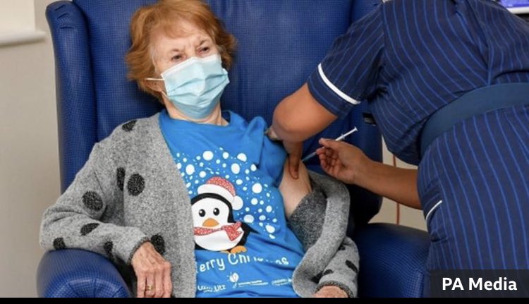 James___Lyons's tweet image. Year ago today we were waiting in the office for word from Coventry when a colleague sent through a picture of Maggie Keenan and ⁦@mayparsons⁩ making history.
A moment of hope for the world after months of fear.
Hugely proud of #NHS #NHScomms