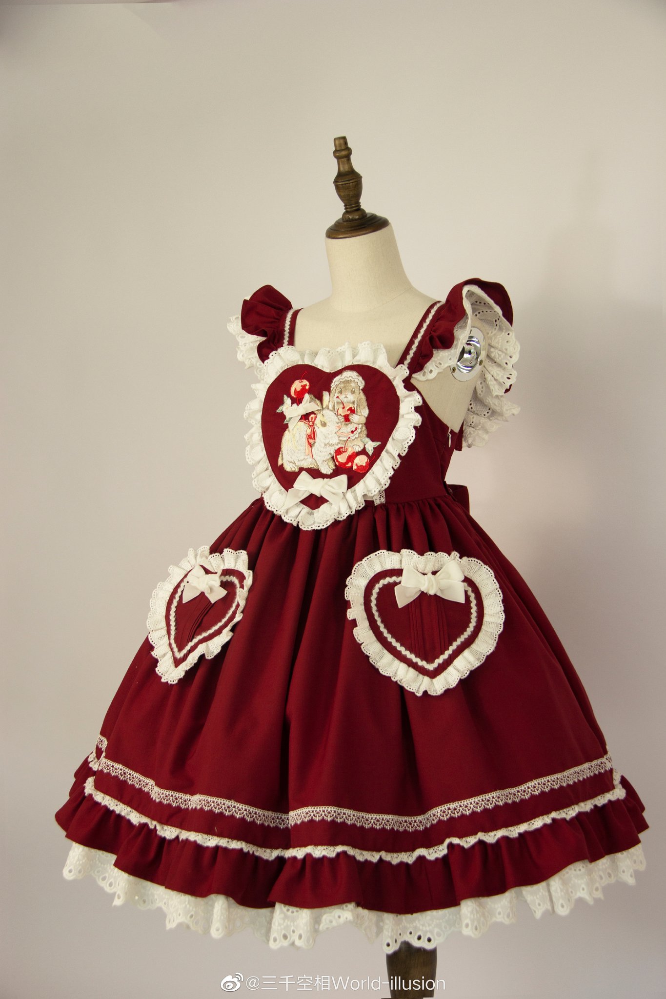 Rococo's Closet on X: 