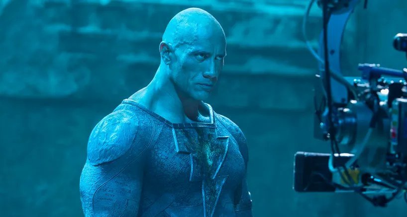 MovieWire's tweet image. BREAKING: New image of @TheRock in the upcoming #BlackAdam⚡ movie set for release in 2022.