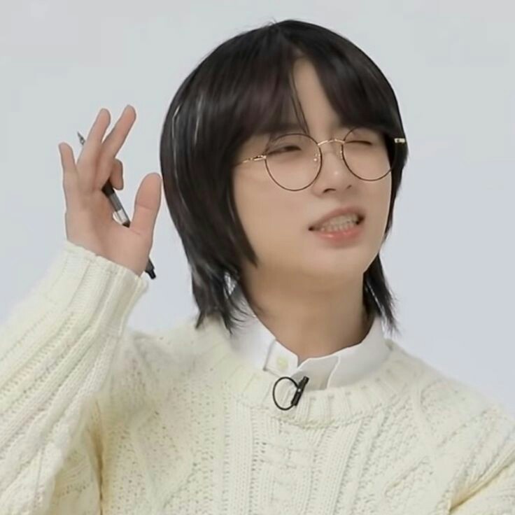 nrvbeomgyu's tweet photo. HAHAHAHAHHAHAHAHAHAHAHHAHAHAHAHAHAHAHAHAHAHAHAHAHAHAHAHAHAHAHAH ryuseki maven po ang name. call me ryu / ven. wag po tutularan ang marupok at impulsive na tulad q

#IHaveArriveNirverum
#NewKitsuneInYourArea https://t.co/3uA5TYhKk0