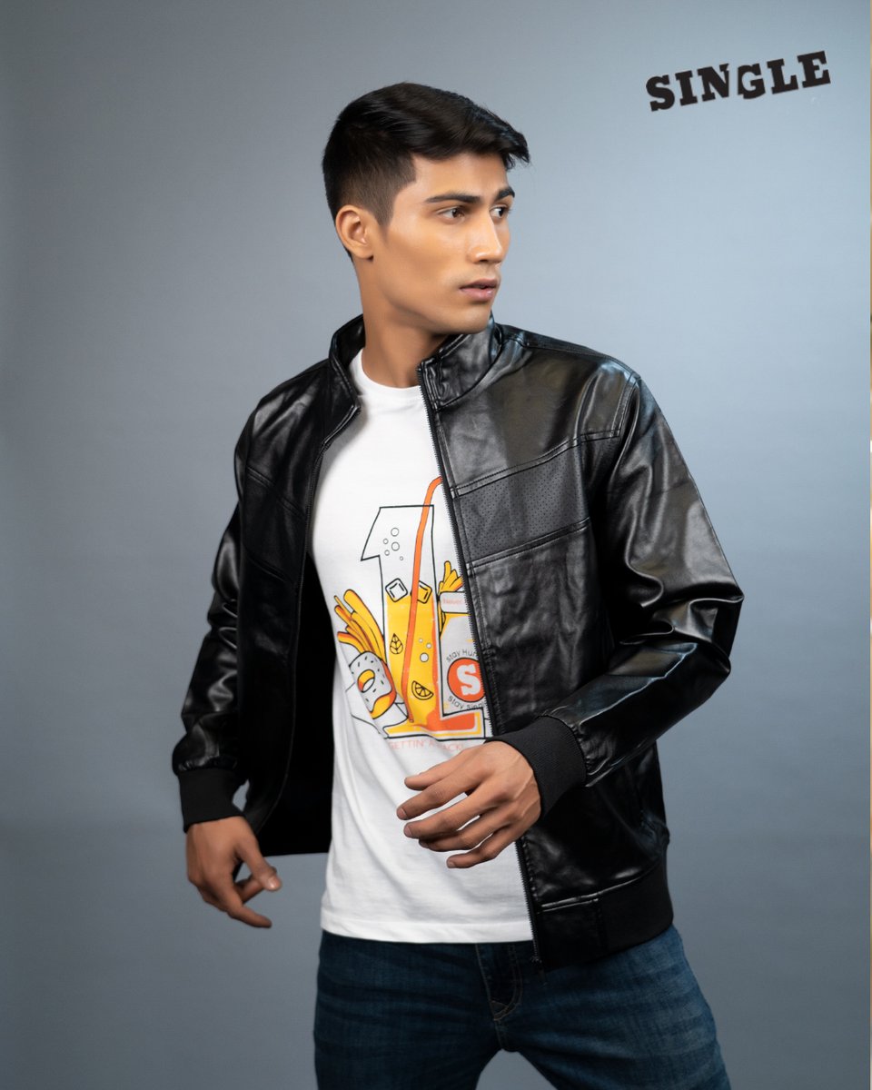 StyledBySingle's tweet photo. Our Black Biker Jackets can literally be thrown on top of anything, to instantly UPGRADE your Lewk!😉
#StyledBySingle #BikerJacket https://t.co/FA0jBzFgAM