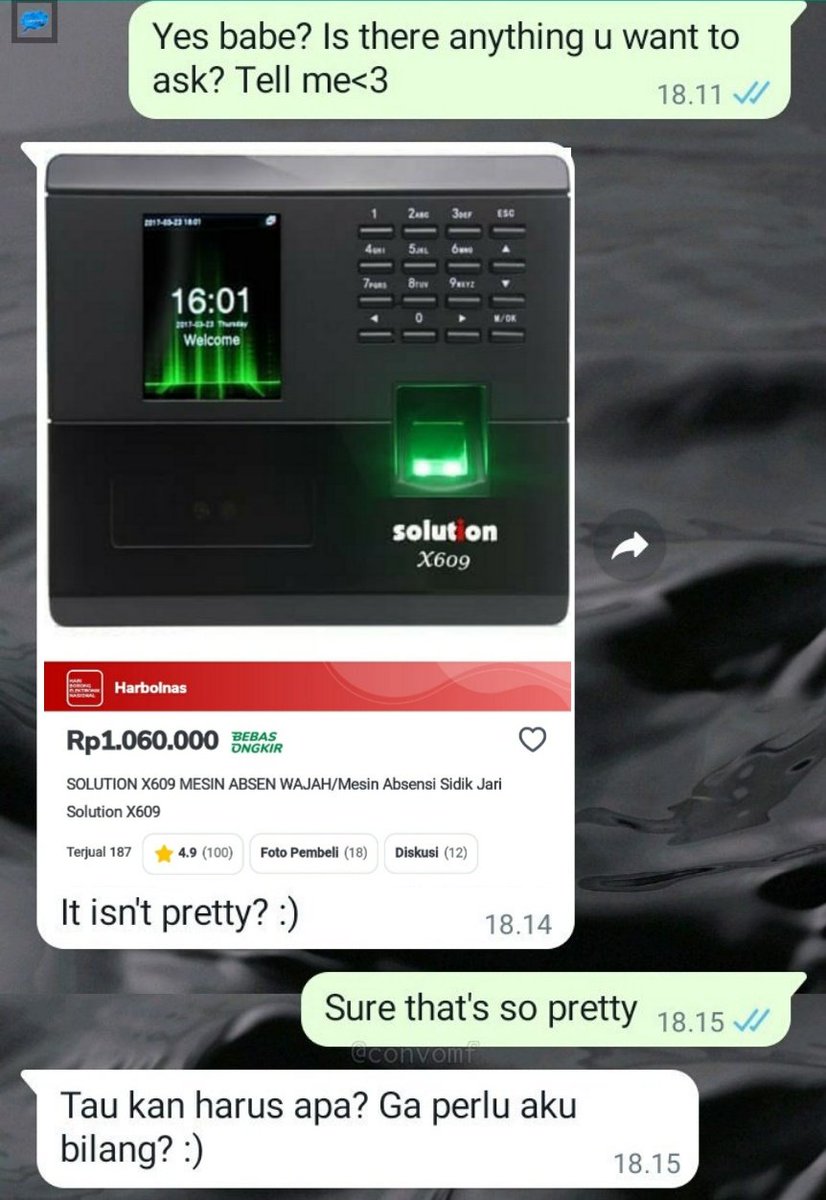 Orang personalia ngajuin mesin absensi