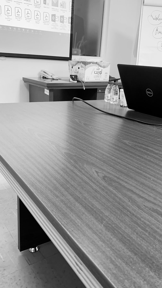 اللهم ارزقنا من حيث لا نحتسب واغننا بحلالك عن حرامك 
يارزاق ياكريم يافتاح يا عليم 🙏