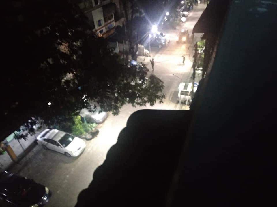 Military terrorists stormed in Yandana street, ward 3, Kamayut tsp, Yangon, destroyed at least 30 cars of the residents, opened sound grenades and gunfires at the time when the locals banged pots and pans. #EndImpunity #Dec8Coup #WhatsHappeningInMyanmar