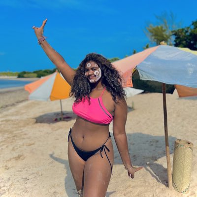 AismaB's tweet photo. #NouvellePhotoDeProfil https://t.co/4BmPAmdcxk