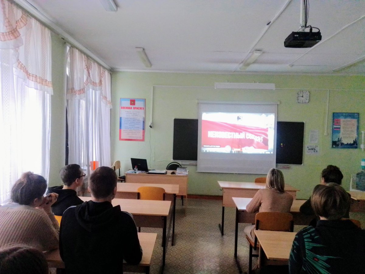 depsamobr63's tweet photo. В рамках Федерального проекта «Патриотическое воспитание граждан Российской Федерации» в Школе № 87 прошла международная акция «Тест по истории Великой Отечественной войны» https://t.co/LZhSBFuXHm