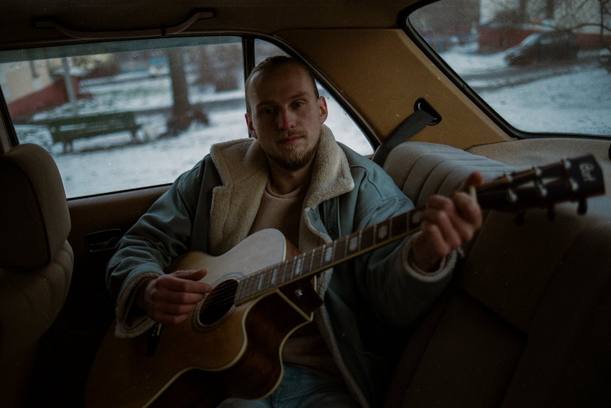 hleblat's tweet photo. Anton &amp; Mercdedes 123 in Minsk.
#photography #minsk #portrait #art #cinema #film #mercedes #Automotive #people #fashion #model #35mm #SonyAlpha #digitalart #naturallight #belarus #minsk #street #home #december #winter #man #beauty #вбеларуси #минск #ссср https://t.co/ftVQOrG9Tq