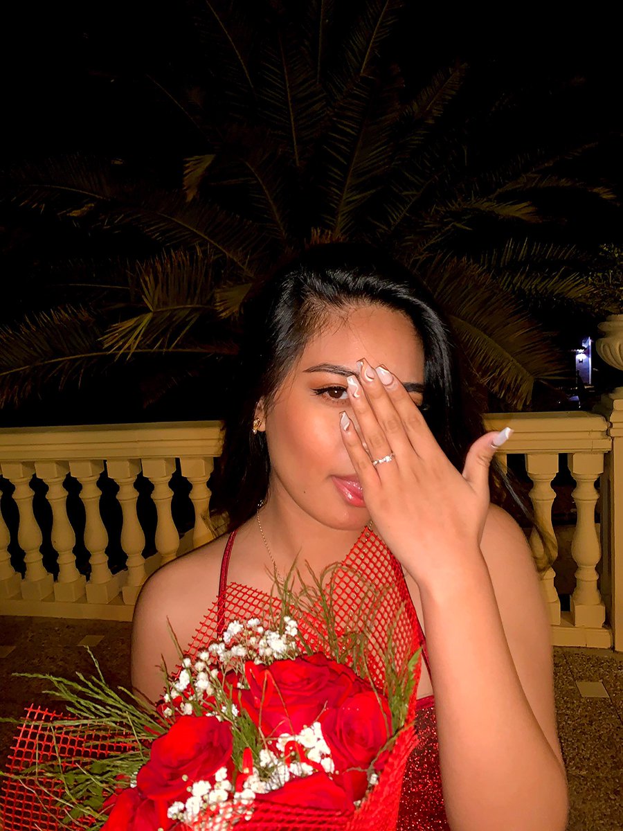 ibevsx's tweet photo. It’s taken me a few days to soak it in but woiiii i’m really a whole Fiancée. I’m gonna marry my bestfriend, my twin flame!!  🥺💍🥰❤️‍🔥 https://t.co/OmuvUYP93W