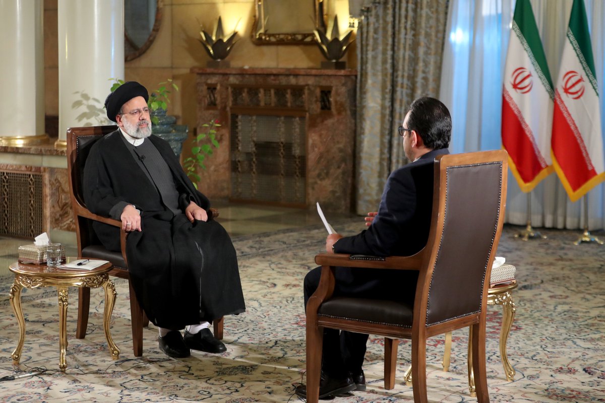 mcls_gov_ir's tweet photo. رییس جمهور در سومین گفتگوی زنده تلویزیونی با مردم:
باید فاصله‌مان را با مردم کمتر و کمتر کنیم/ خنثی‌سازی و رفع تحریم‌ها با قوت دنبال می‌شود/ در یکصدمین روز فعالیت دولت بیش از ۱۰۰ میلیون دوز واکسن تزریق شده است
https://t.co/c8ye60Joly https://t.co/BSxRpuIgCx