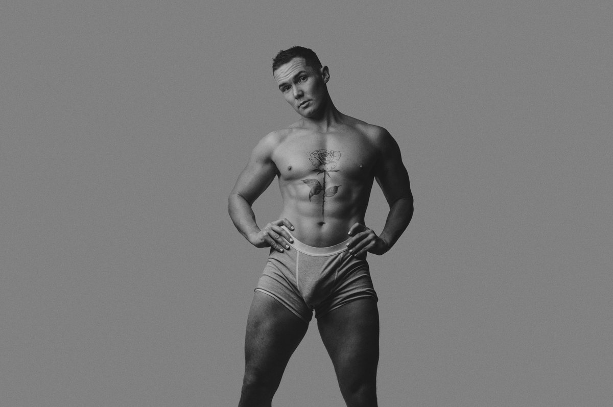 ohyeahjimmy's tweet photo. Pics by the amazing @phantasma_photo making me feel so good in my birthday suit ! https://t.co/wbu9MIxnYd