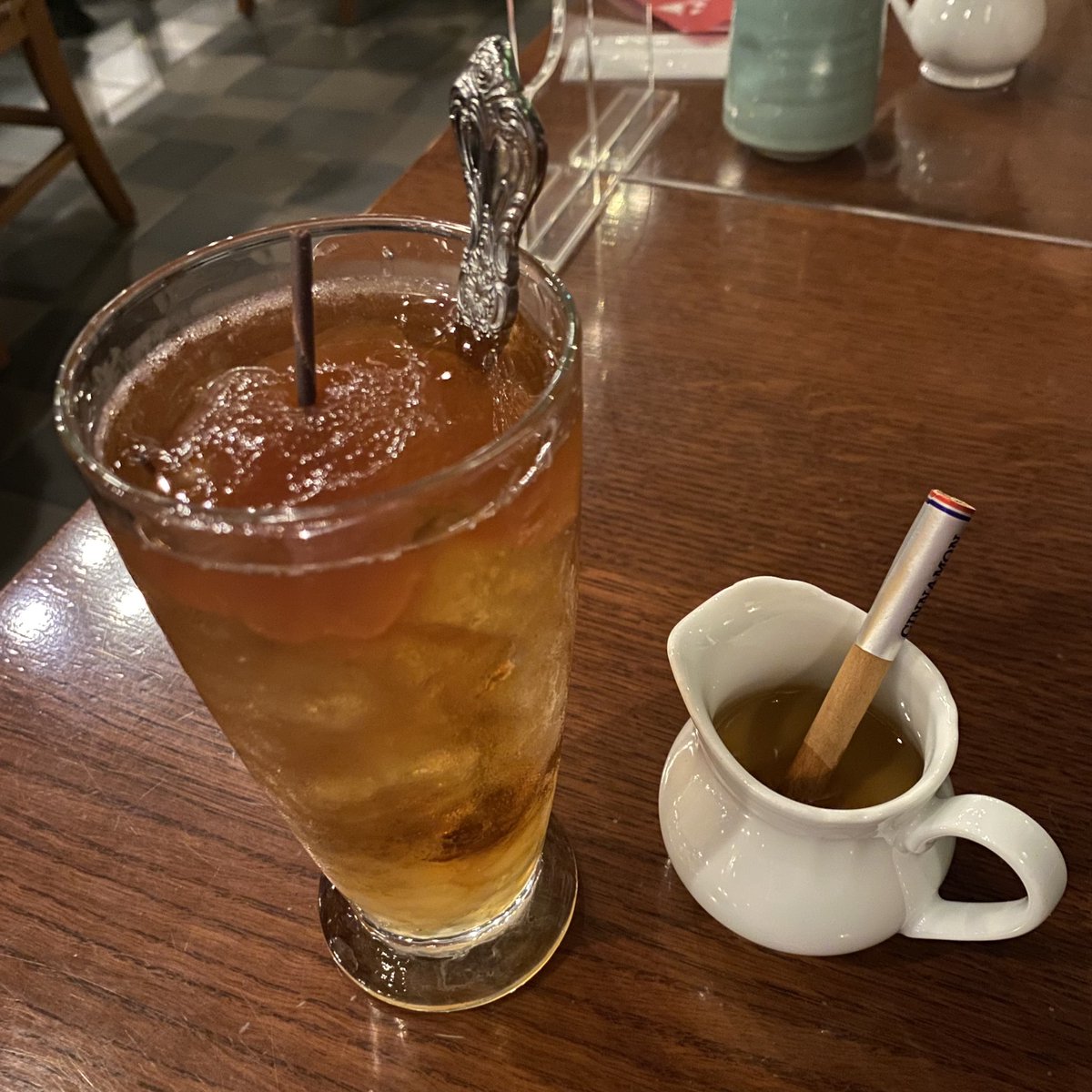 D_m_d28's tweet photo. ちゃそぴっぴおめでとう、お酒巡りインでした😌💕 https://t.co/IvNiKItbYl