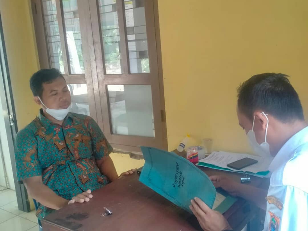 SepatPemdes's tweet photo. Proses pendaftaran Perangkat Desa Sepat oleh Tim Pengangkatan Penjaringan dan Penyaringan Desa Sepat

#Sepathebatdanbermartabat
@jokowi @kyai_marufamin @ganjar_pranowo @tajyasinmz @MbakYuniBupati @PolsekMasaran #perangkatdesa #pengangkatan #penjaringan #penyaringan https://t.co/oGq3AAqJMt