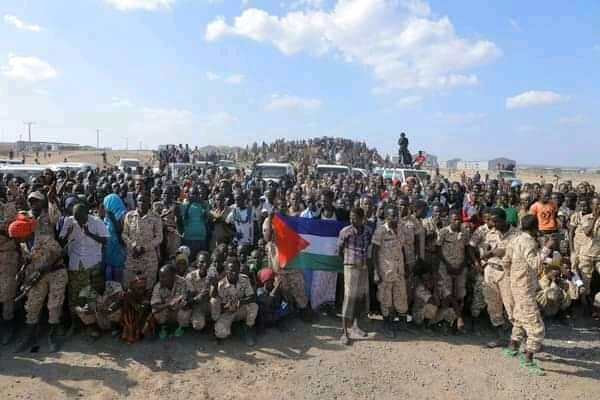 Tahir_A_Ebrahim's tweet photo. የአፋር አናብስት ተዘጋጅቷል!!!

የአፋር ክልል መንግስት የሜካናይዝድ ሃይል በትናንትናው እለት አስመርቋል ፤ከዚህ በኋላ ለኢትዮጵያ የሚያሰጋ ምድራዊ ሃይል አይኖርም። 
#EthiopiaPrevails https://t.co/BJLpUnz2Rm