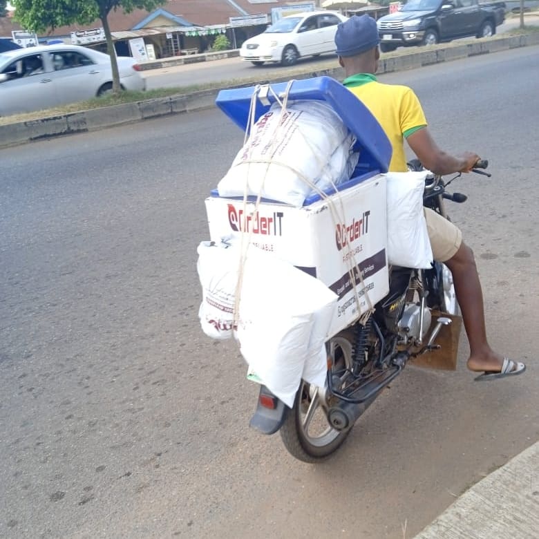 OrderIT_ng's tweet image. Your products and packages are safe and secured.

Have your customers get their packages at their doorstep anywhere in Ondo State, hassle-free.

#orderIT #justorderit #akuredelivery #ondodelivery
#akurewarehouse  #logisticscompanyinondo #deliverycompanyinakure