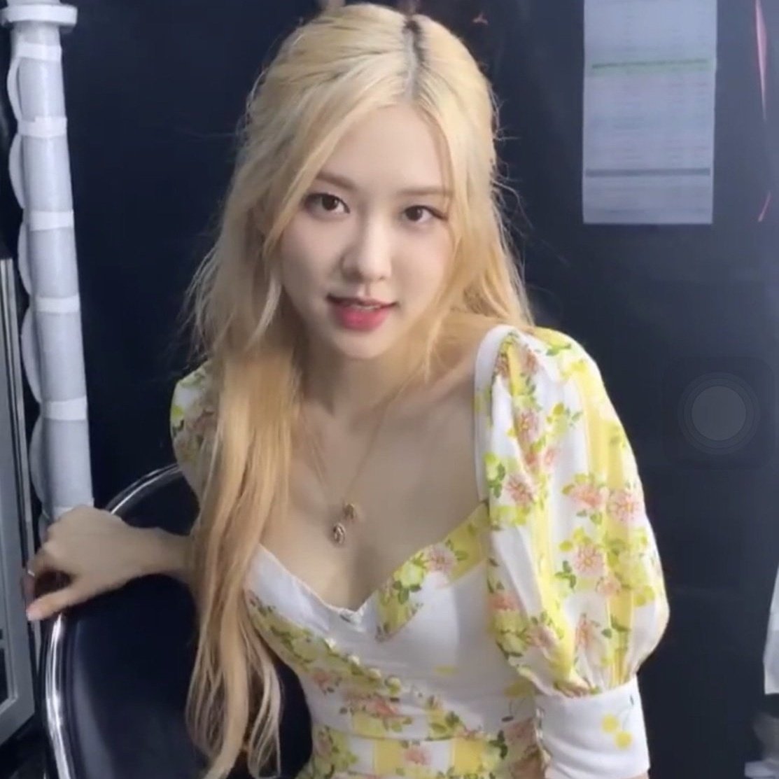 #MAMAVOTE  #rosé
