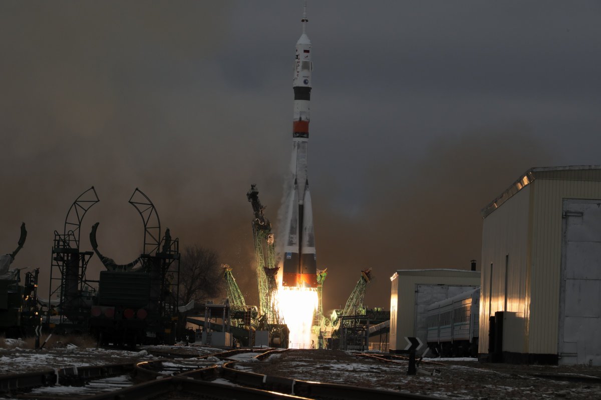 The first photos of the launch of the #SoyuzMS20 crewed spacecraft