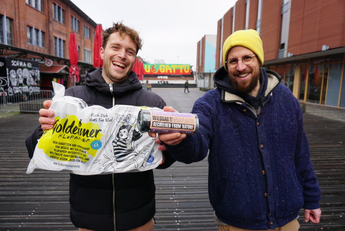 goldeimer's tweet photo. #WILDPLASTIC als Verpackung für #Goldeimer Klopapier? Ob und wie das möglich ist, wollen wir endlich herausfinden. Mit deiner Hilfe! Wir suchen zwei Menschen, die ein halbes Jahr Zeit für ein außergewöhnliches Projekt in Deutschland und Indien haben ♻ https://t.co/c93AbpnZ5u https://t.co/1kfAraEjQ9