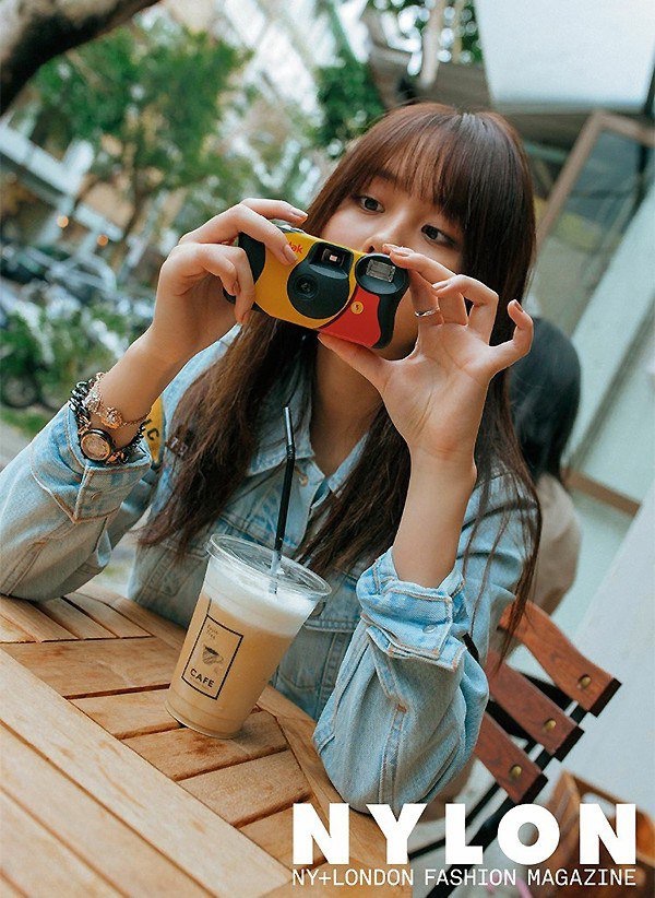 KimSoHyunTrends's tweet photo. Oris Selca Day Dec 11
Post tweet with similar photos of you and Kim So Hyun
Hashtags: #OrisSelcaDay #OrisEvents #KimSoHyun https://t.co/j5EeLvaRa6