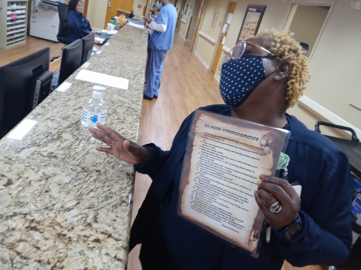 Michael94996113's tweet photo. #nyauthors Author Michael Angelo brings Joy to the nurses in the field!HOOD Commandments.. Helping Others Overcome Despair!!π―πππΎππΎ https://t.co/tdsfNHI2Gf