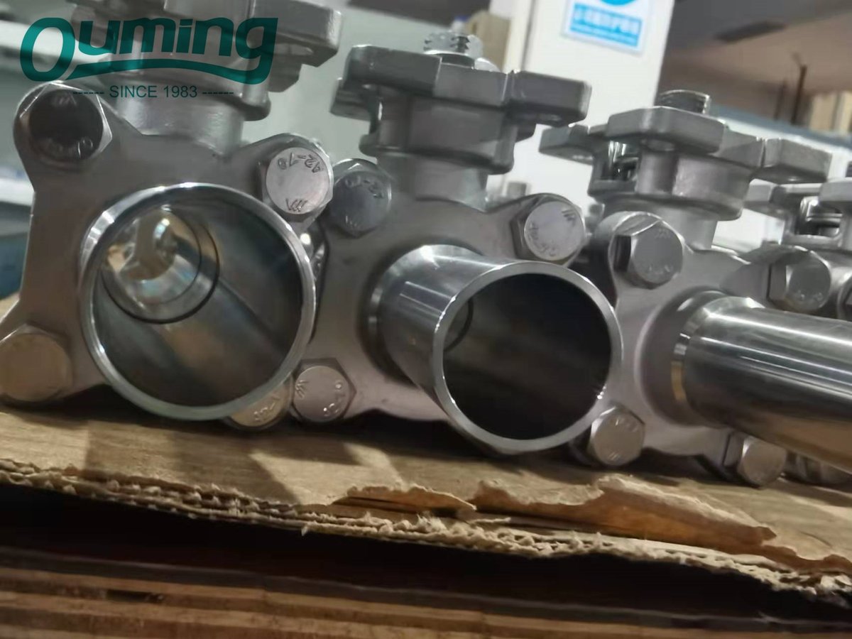 HelenZhu20's tweet image. Check today’s ouming sharing~
Butting welding 3 piece ball valve
ISO1127/EN12627 standard
All size range for your choose
Can be used for pipeline switch, emergency cut-off, and V-shaped ball design can achieve the function of flow regulation
#Buttingwelding #API608 #Ballvalve