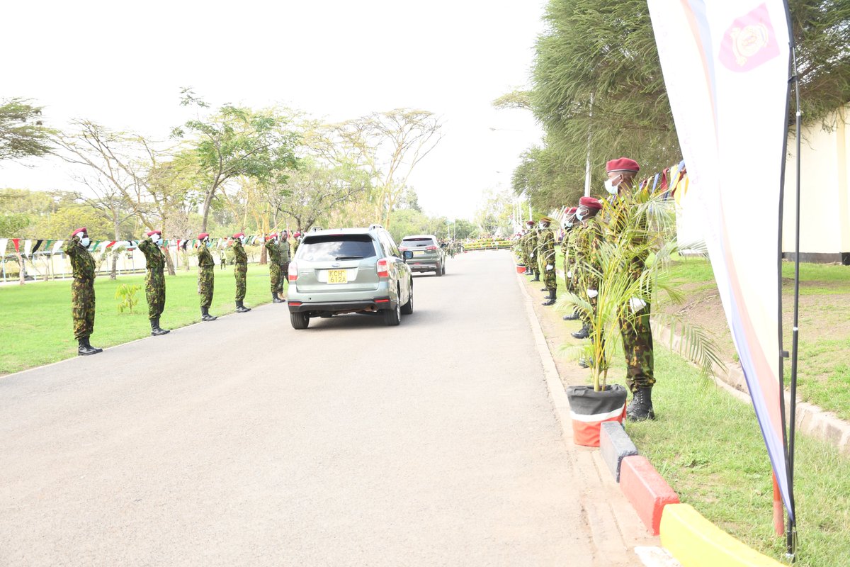 NPSOfficial_KE's tweet image. The ground is set for the GSU Recruits final parade to be presided over by H.E. Hon. Uhuru Kenyatta, President and Commander-in-Chief of the Defence Forces. The colour, organisation, precision, brevity and everything else that defines the indomitable Red Berets.