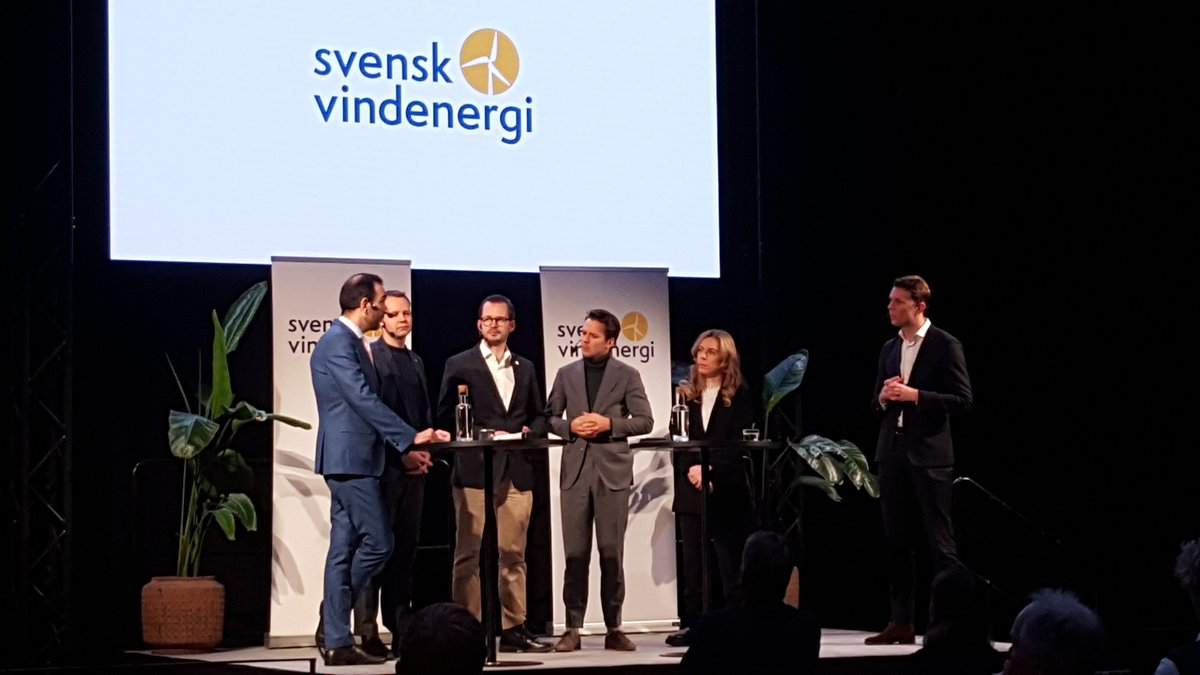 Havsbaserad vindkraft kan bidra med stödtjänster till energisystemet. <a href="/armanteimouri/">Arman</a>