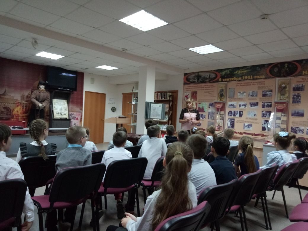 В период с 7 по 9.12.2021 в школе проходят мероприятия,посвященные Дню Героев Отечества, который ежегодно отмечается в России 9.12.