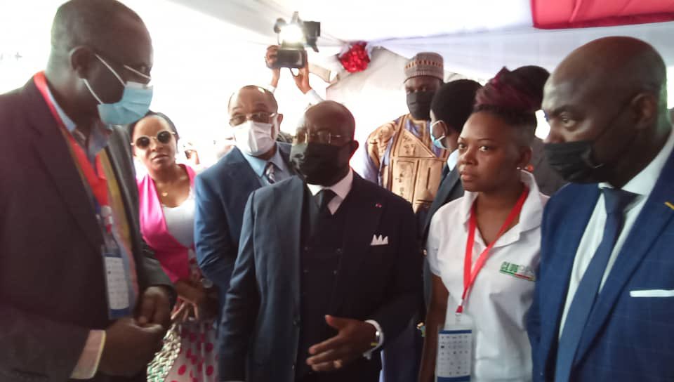 moctar_tize's tweet photo. 1ère journée des travaux des journées économiques et internationales des communes 2021( jeicom21) à laquelle j’ai eu l’honneur d’être invité par le CVUC en tant qu’entrepreneur dans le stand de la diaspora pour apporter notre expertise au développement des collectivités locales. https://t.co/CbyiDifXwP