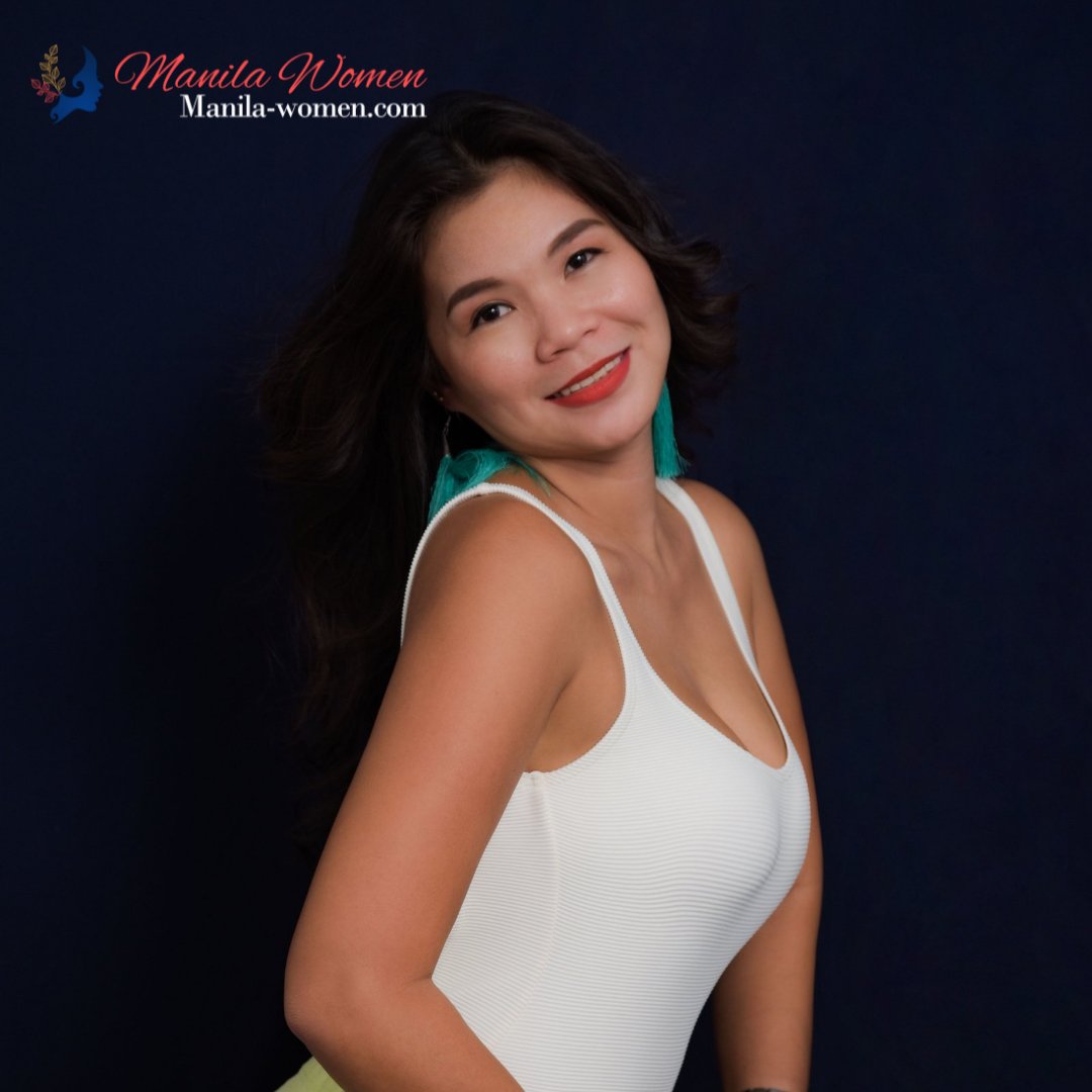 WomenManila's tweet photo. #FeaturedProfile Meet Cheryl!
Cheryl is a 35-year-old single mother. She's not looking for a father for her children but a partner to spend the rest of her life with while managing her successful business.
Register for FREE! 👉 https://t.co/ayakuejriu
#FilipinoDating https://t.co/1TiBpx7yJL