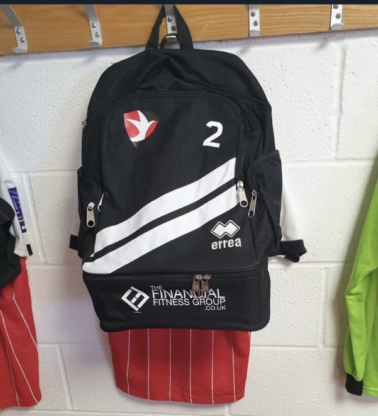 Fantastic support from our shirt sponsor <a href="/FFGLimited/">FinancialFitness</a> with these new bags. Thank you! Other kit is available if you’re a local business looking for exposure #AAU
