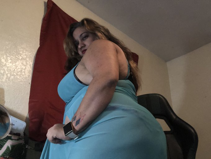 I cammed a couple hours ago for the first time in a while! Def plan on doing it more I had fun 😜😜🌺🌺🌺💕💕💕💋💋💋<a href="/tag/joi"class="tags"><span>#joi</span></a>