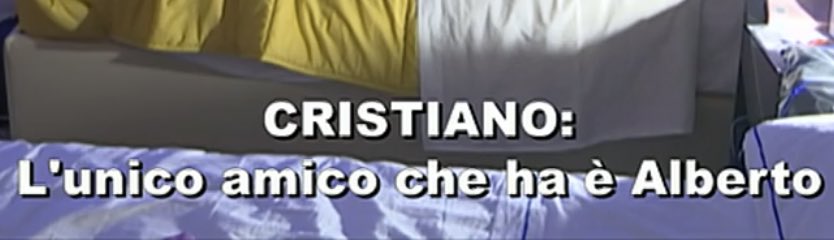 vojdsamicii's tweet photo. CRISTIANO VEDI DI CHIUDE LA BOCCA CHE T’ARRIVA ‘NA CIABATTATA #Amici21 https://t.co/qmE4sOenqu