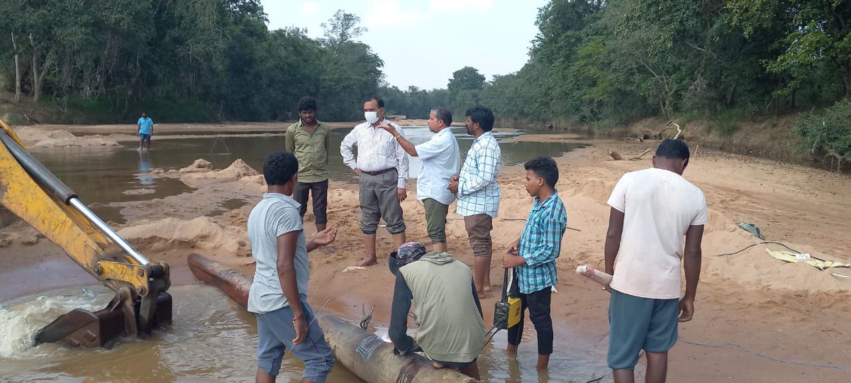 mb_telangana's tweet photo. #MissionBhagiratha teams inspecting
1. CE Sri K.Srinivas Sir @ villages in #Gundala (M) , #Bhadradri(D)
2. Sri H.Jaganmohan SE #Wanaparthy @ #Gopalpet
3. Sri Ch.Amarendra SE #Karimnagar @Akkannapet(M)
4.Sri N.Raghuveer SE #Sangareddy @ #Kyasaram
@SmitaSabharwal @DayakarRao2019 https://t.co/SDMIbafDAo