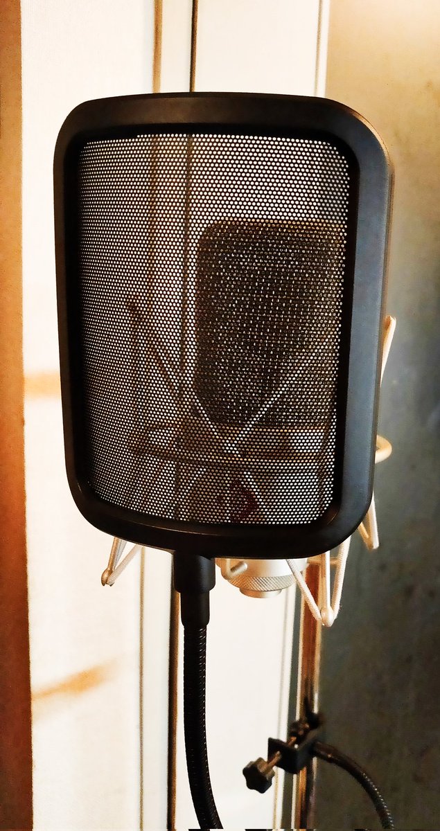 RodrockInfo's tweet photo. 新しいポップガード。
しっかりとガードしたいポイントに固定出来て安定感が良い。
#neumann
#popguard
#faunow https://t.co/Qx16eYzmel