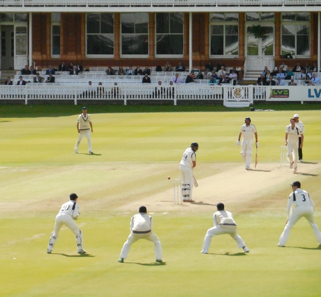 timcawkwell's tweet image. Yorkshire's Leaning abt to be caught Robson at 1st slip off Middlesex's Toby RJ. CC 2015 Div 1 final match Day 4. Tempora mutantur . . . another time another time . . . the past is another country ect. [Mx 109 &amp;amp; 573-8; Yorks 299 &amp;amp;134]