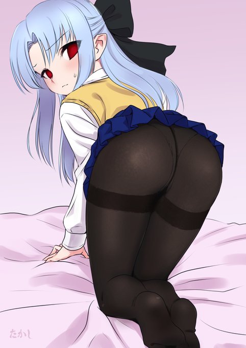 たかしさんのコミッション「依頼失礼します。

キャラクターは月姫の黒レン

衣装はパンストを履いた女子学生服

構図はスカートをめくり、おしりと足が見えているような構図でお願...」 https://t.co/qBBgjQrg8P #Skeb #Commission @skeb_jpより  リクエストありがとうございました!! 