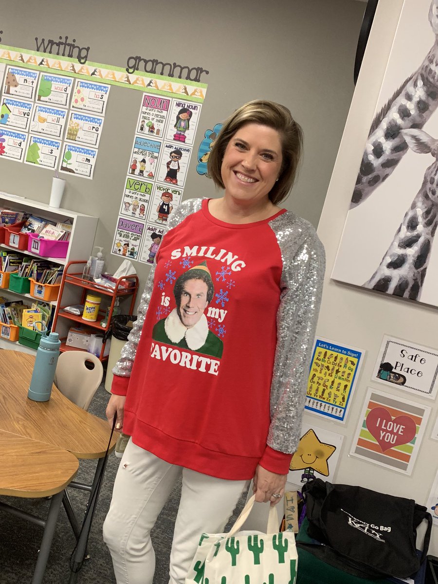 mrspratt2nd's tweet photo. @techcoachelrod Just in case this sweater wins today!!! ❤️ BLING. BLING.  #twitterbattle21 #teamelrod #prattspals #creechpride #galrod https://t.co/JaEK8yhDbX