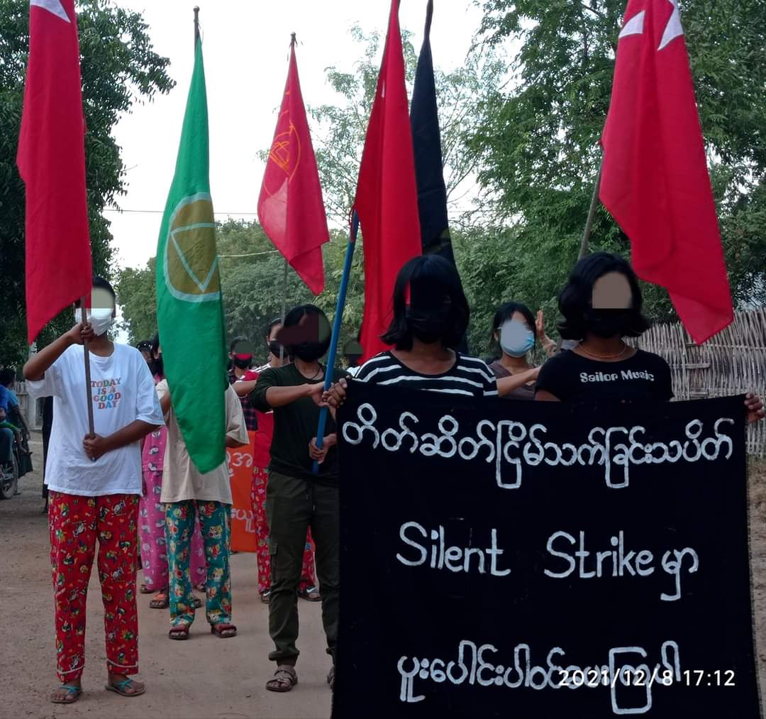 yMin2021's tweet photo. Anti-coup revolutionary strike in Magway's Myaing Tsp as usual. 🪧  #Dec8Coup #EndImpunity #WhatsHappeningInMyanmar https://t.co/Yty3ZUCRwk