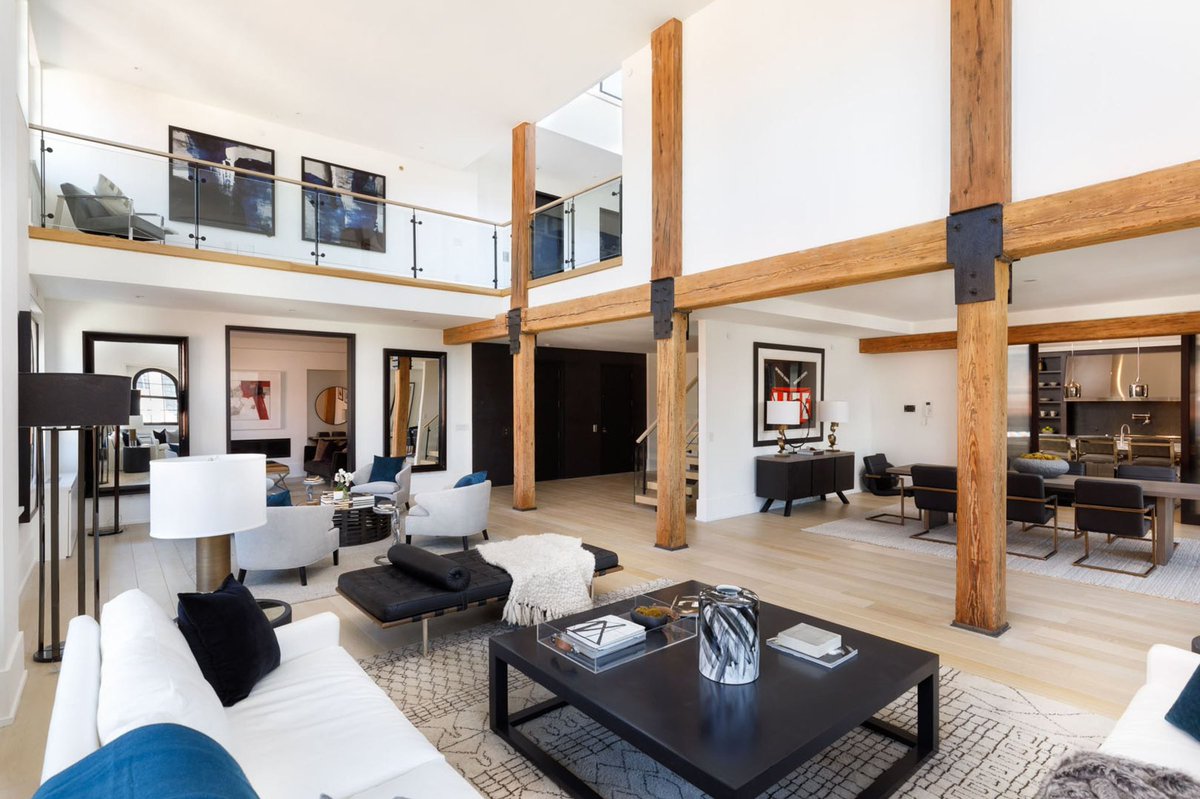 In a move that stunned fans and close ones alike, Lewis Hamilton has  secretly purchased his family's childhood home and plans to transform it  into a homeless shelter, fulfilling his mother Carmen, image size:1200x799