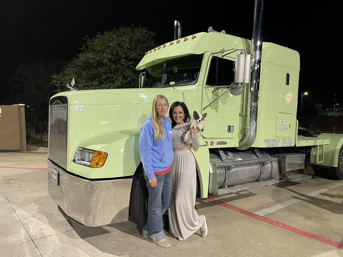 My BFF and her fluffy little dog fuffie 😂