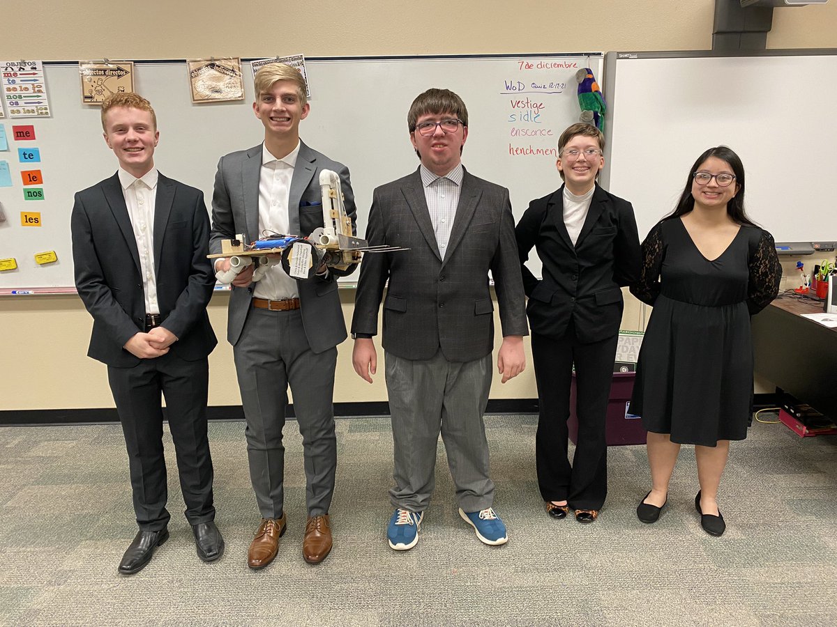 RoboticsMcs's tweet image. MCS Robotics gave their marketing presentation last evening!
@BESTRobotics #BESTRobotics