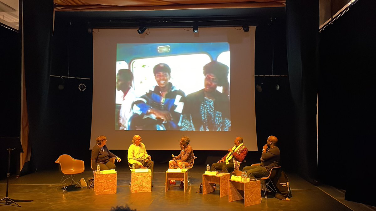 histgeoblog's tweet photo. #ToureKounda #YoussouNdour #IsmaelLo #Africafete période « Le Goût des Autres » selon Bensignor fournit ses premiers hits aux musiques africaines #musiquesmonde #LanguesAfricaines #MigrerDuneLangueALautre @MNHIParis https://t.co/pfIPnjvtz9