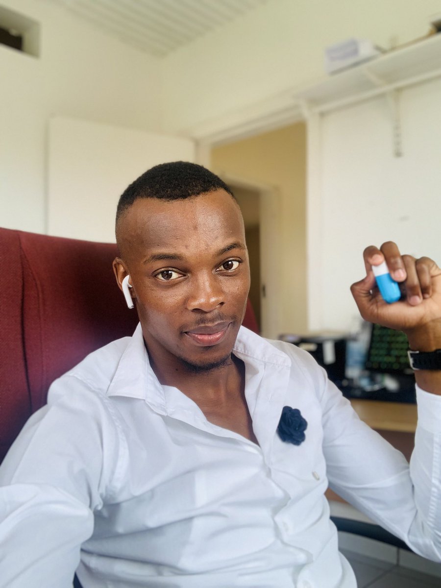 captainNtwenhle's tweet photo. 🌚 https://t.co/Jvc3BJsShJ