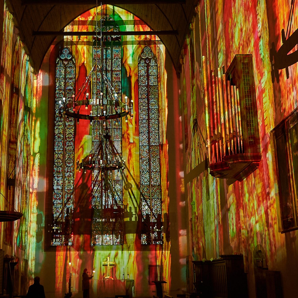 Die #Kunstinstallation #Silence aus #Licht &amp; #Sound im #Augustinerkloster #Erfurt noch bis 31.12.2021 zu bestaunen: Mittwoch bis Sonntag von 16-19 Uhr. Eintritt frei! #thüringen #advent #weihnachtstrubel #geniuslociweimar #geniusloci #videoart
#projectionmapping #audiovisual #av